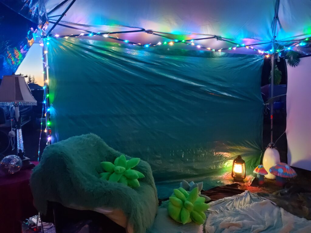 Melodie's chill lounge for Otherworld